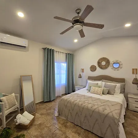 Rooi Santo Residence